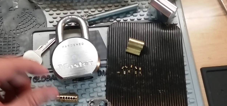 Rekey Master Lock in Vincent